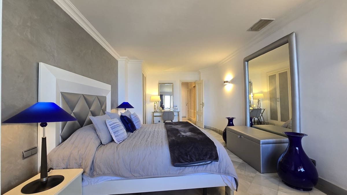 3 chambre Appartement à vendre à Puerto Banus avec piscine garage - 5 100 000 € (Ref: 9509531)