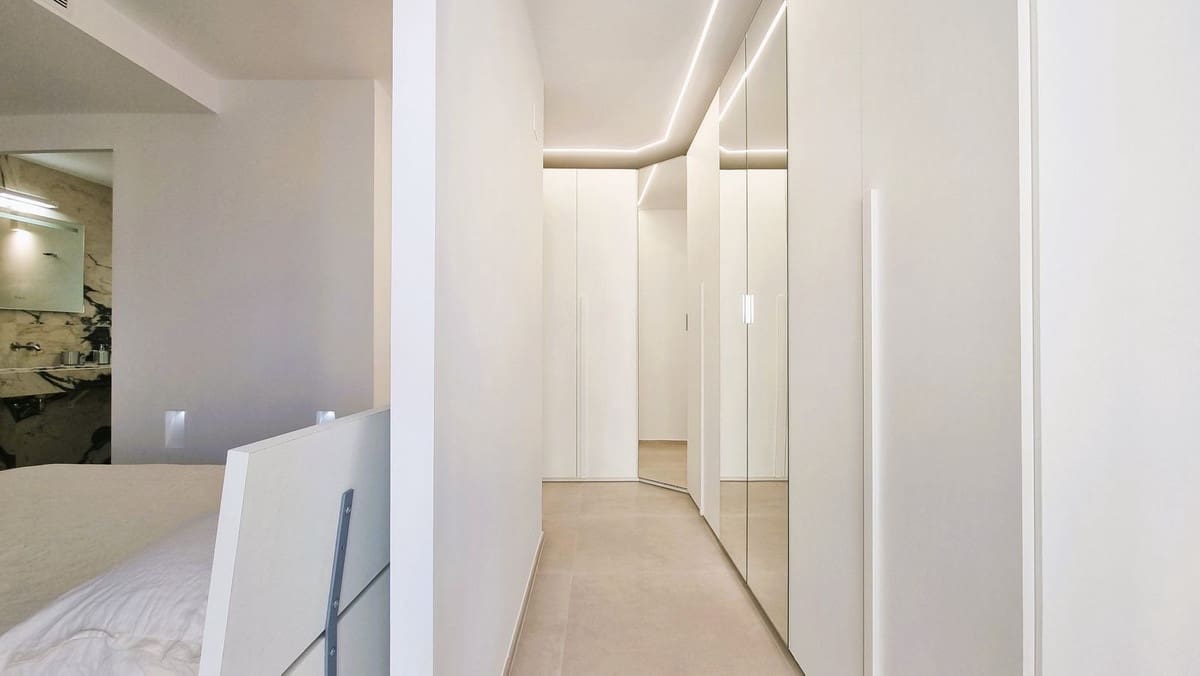 2 soverom Leilighet til salgs i Puerto Banus med garasje - € 649 000 (Ref: 9509534)