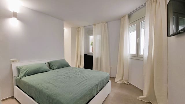 2 chambre Appartement à vendre à Puerto Banus, Marbella avec garage - 649 000 € (Ref: 9509534)