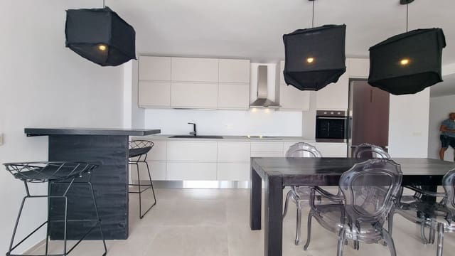 2 chambre Appartement à vendre à Puerto Banus, Marbella avec garage - 649 000 € (Ref: 9509534)