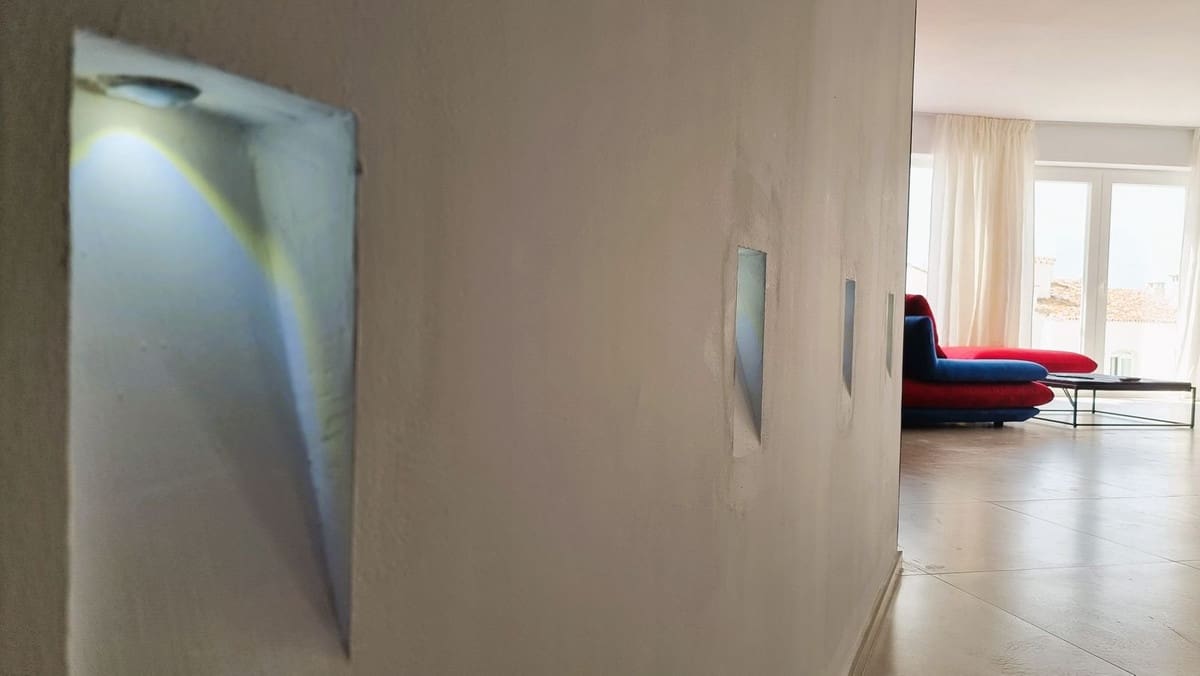 2 makuuhuone Huoneisto myytävänä paikassa Puerto Banus mukana 
autotalli - 649 000 € (Ref: 9509534)