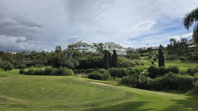 Byggegrund til salg i Estepona - € 515.000 (Ref: 9509551)