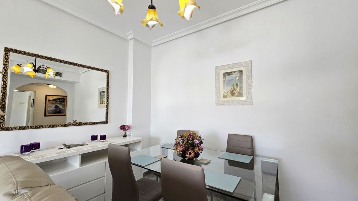 2 chambre Appartement à vendre à Nueva Andalucia avec piscine garage - 375 000 € (Ref: 9509553)