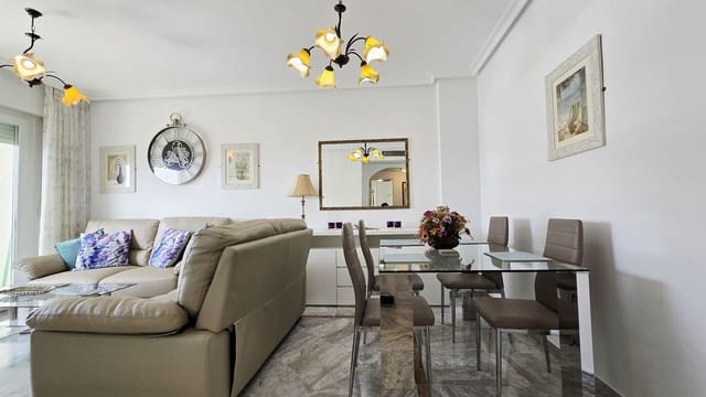 2 chambre Appartement à vendre à Nueva Andalucia, Marbella avec piscine garage - 375 000 € (Ref: 9509553)