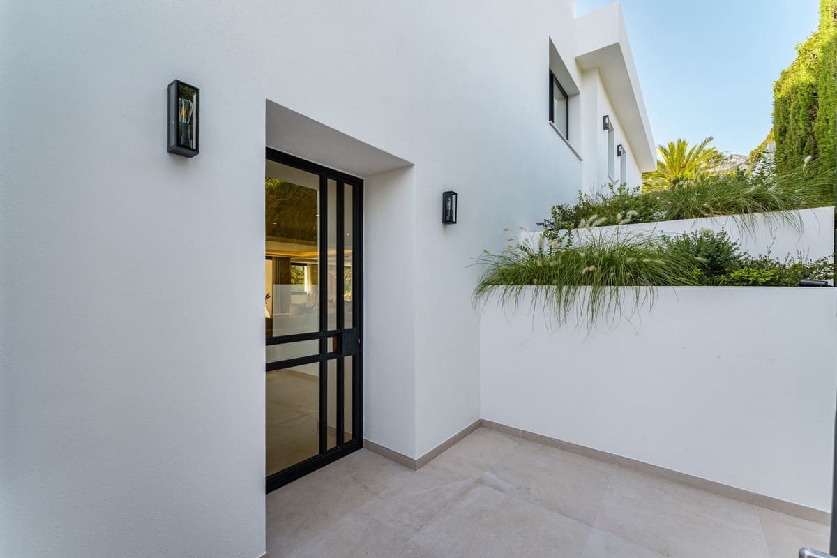 4 chambre Villa/Maison à vendre à Marbella avec piscine garage - 3 850 000 € (Ref: 9509556)