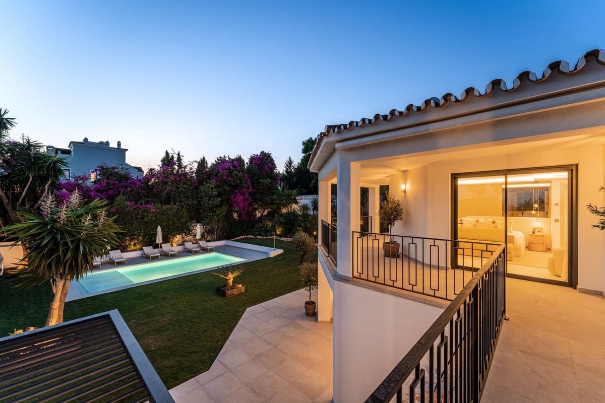 4 chambre Villa/Maison à vendre à Marbella avec piscine garage - 3 850 000 € (Ref: 9509556)