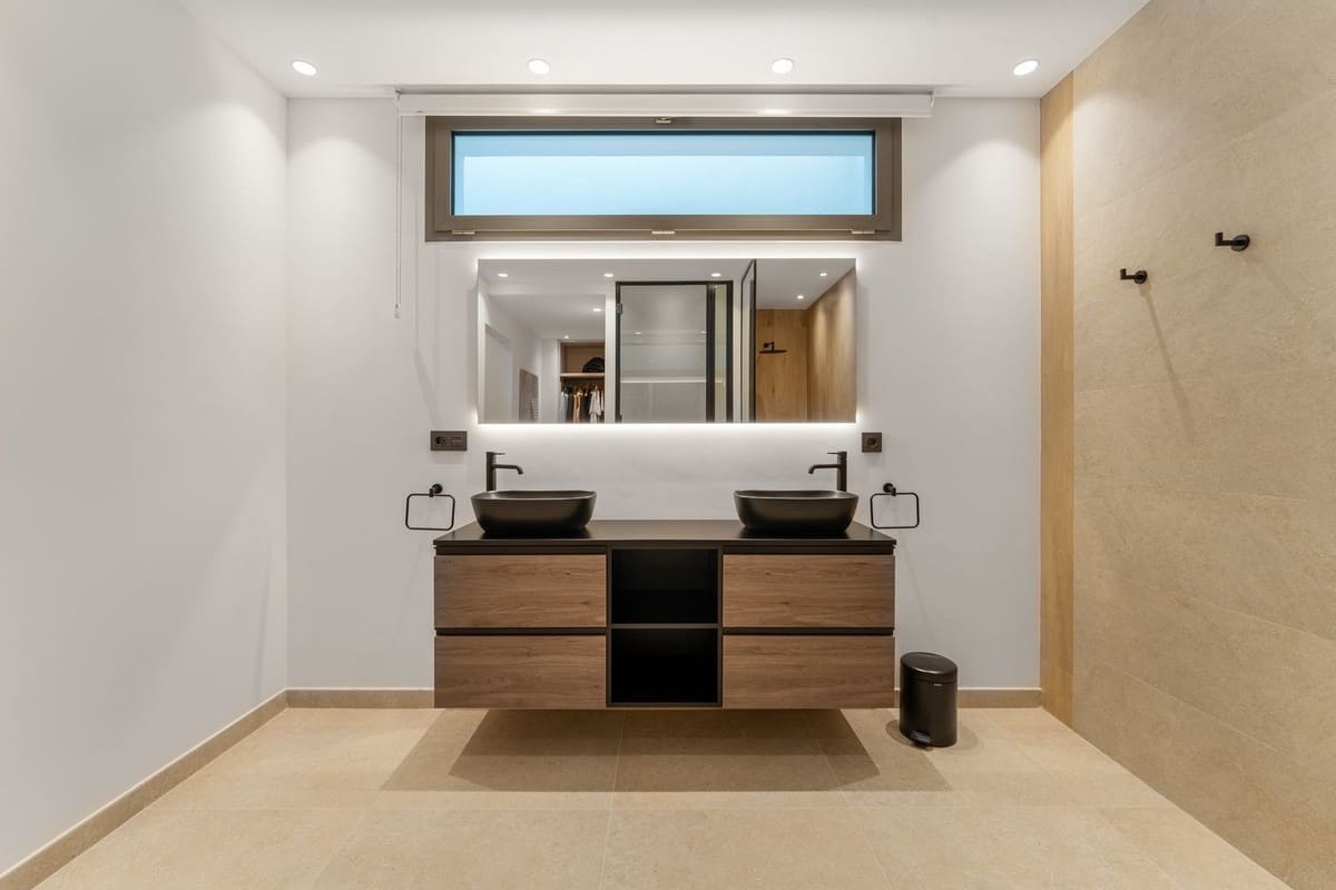 Chalet de 5 habitaciones en Marbella en venta con piscina garaje - 4.950.000 € (Ref: 9509557)