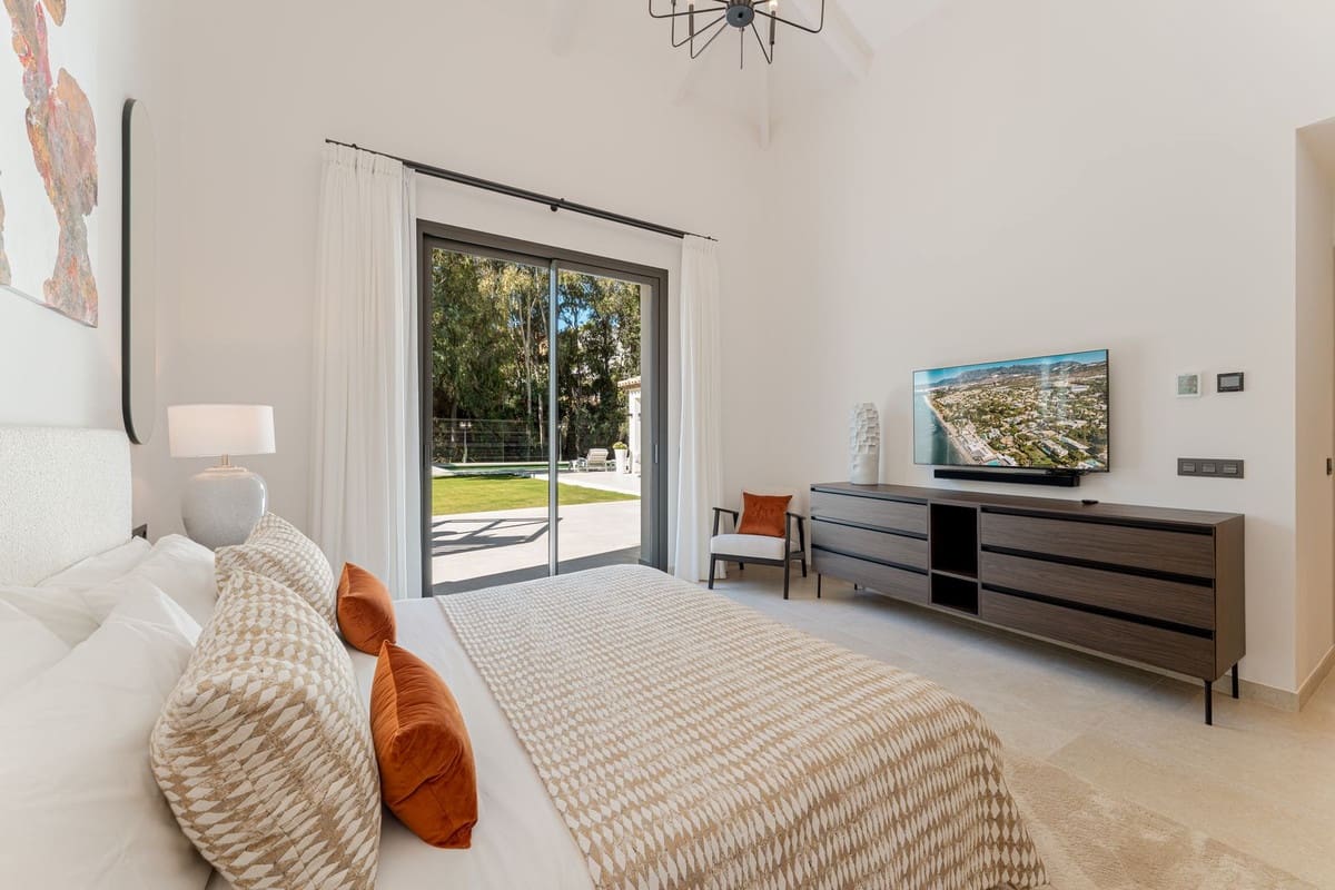 Chalet de 5 habitaciones en Marbella en venta con piscina garaje - 4.950.000 € (Ref: 9509557)