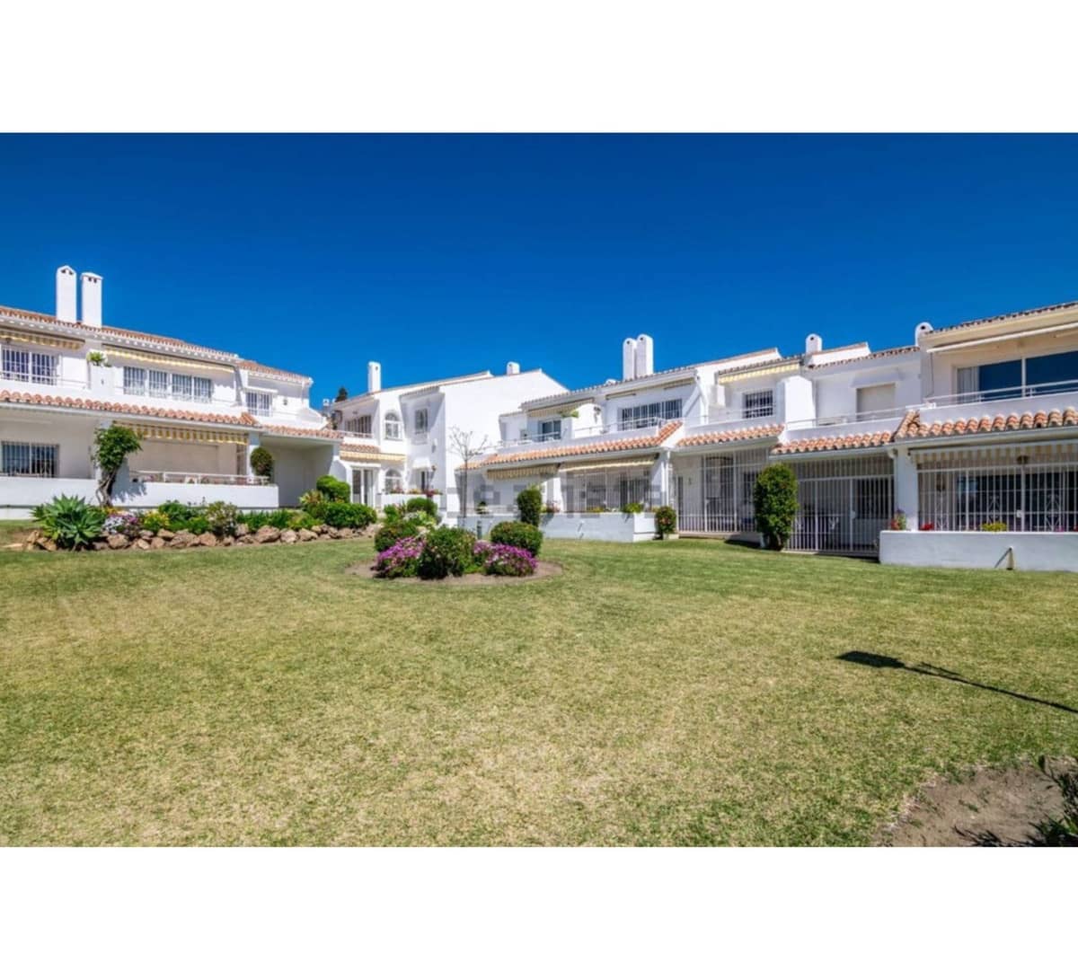 2 chambre Penthouse à vendre à El Paraiso avec piscine - 299 000 € (Ref: 9509563)