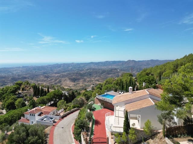 7 quarto Moradia para venda em Valtocado, Mijas com piscina garagem - 1 900 000 € (Ref: 9509579)