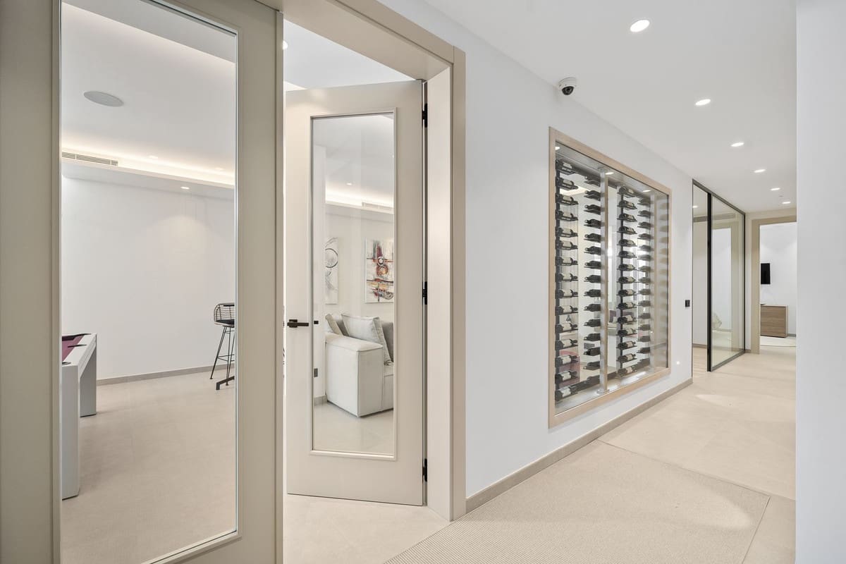 Chalet de 4 habitaciones en Marbella en venta con piscina garaje - 3.950.000 € (Ref: 9509580)