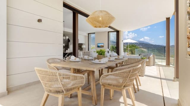 4 slaapkamer Halfvrijstaande villa te koop in Benahavís met zwembad garage - € 1.850.000 (Ref: 9509583)