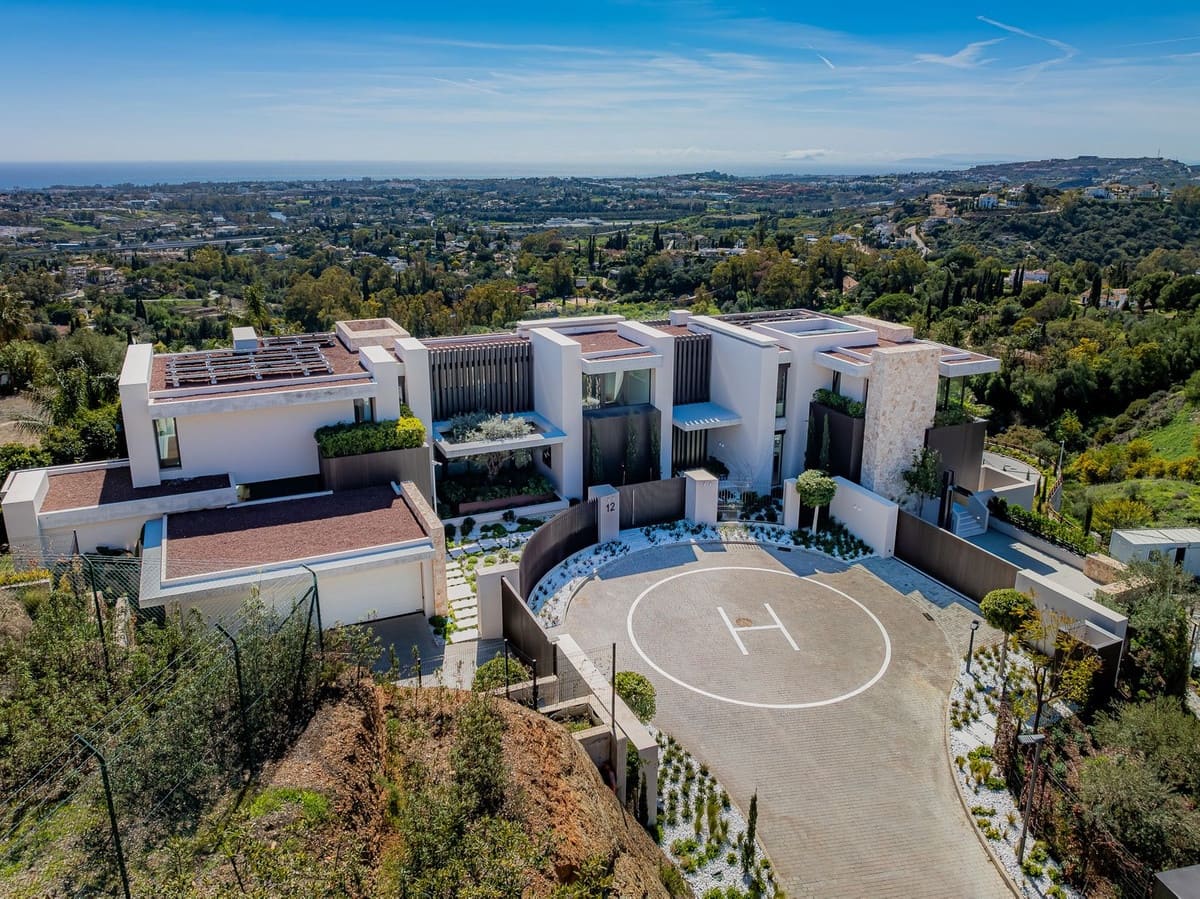 8 Zimmer Villa zu verkaufen in Benahavis mit Pool Garage - 19.850.000 € (Ref: 9509589)