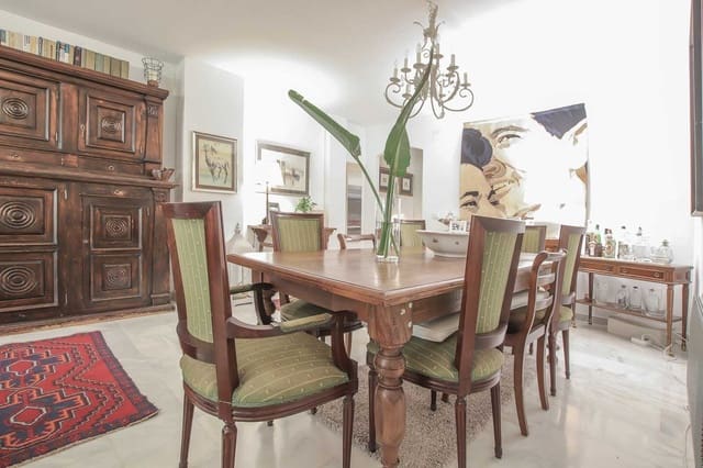 2 makuuhuone Huoneisto myytävänä paikassa Marbella mukana uima-altaan - 599 000 € (Ref: 9509595)