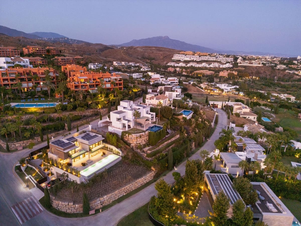 Chalet de 5 habitaciones en Los Flamingos en venta con piscina garaje - 4.395.000 € (Ref: 9509606)