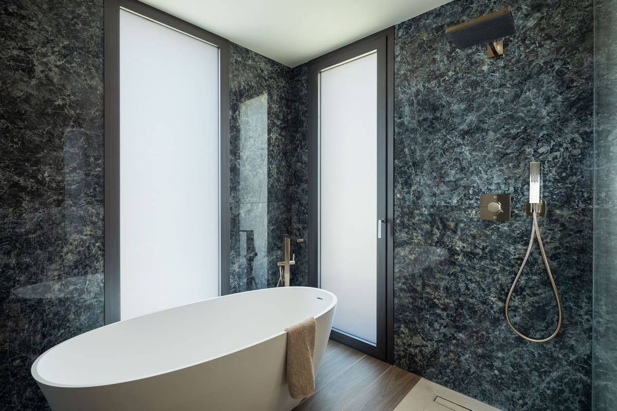 5 Zimmer Villa zu verkaufen in Los Flamingos mit Pool Garage - 4.395.000 € (Ref: 9509606)