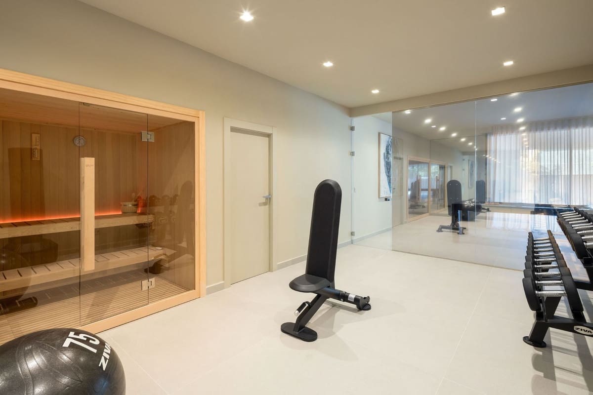 5 Zimmer Villa zu verkaufen in Los Flamingos mit Pool Garage - 4.395.000 € (Ref: 9509606)