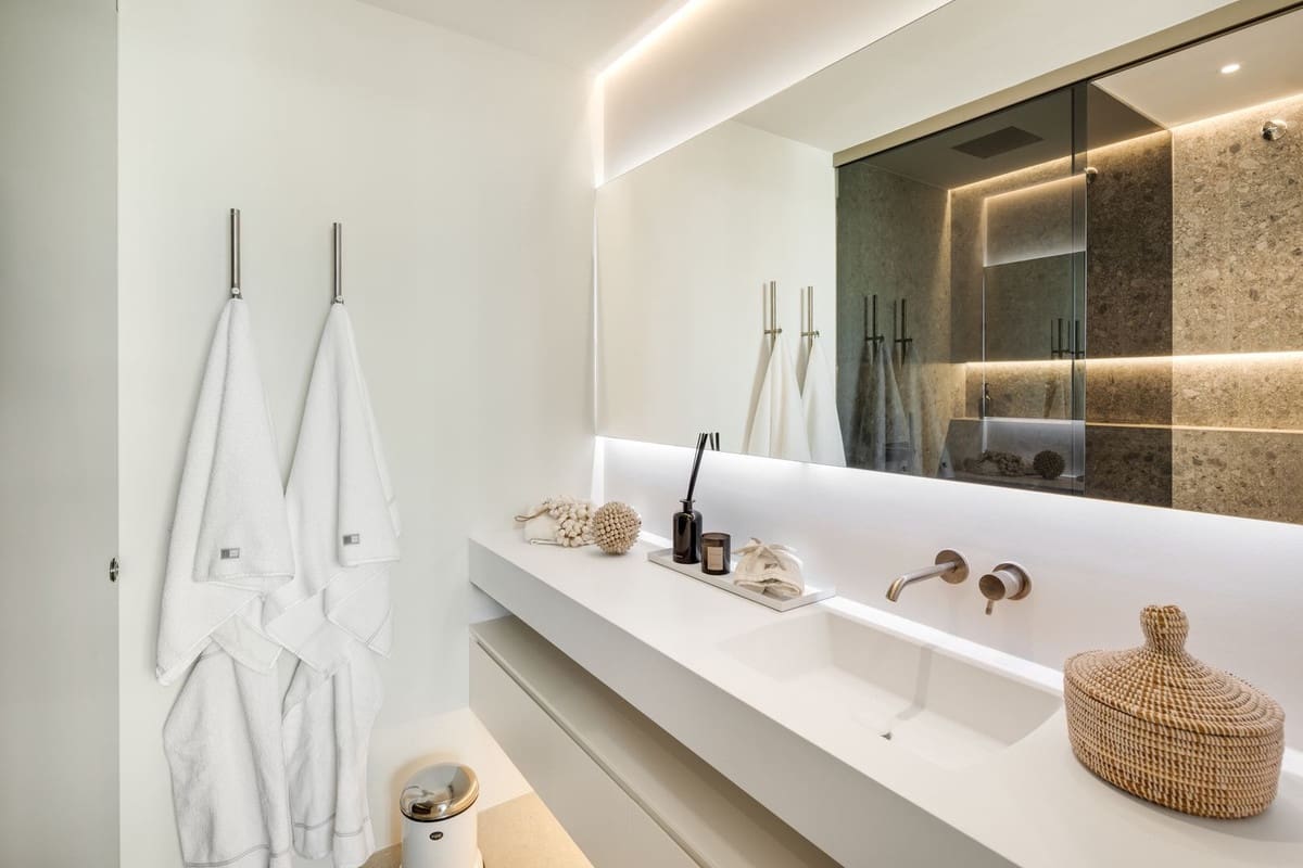 6 quarto Moradia para venda em La Quinta com piscina garagem - 6 950 000 € (Ref: 9509615)