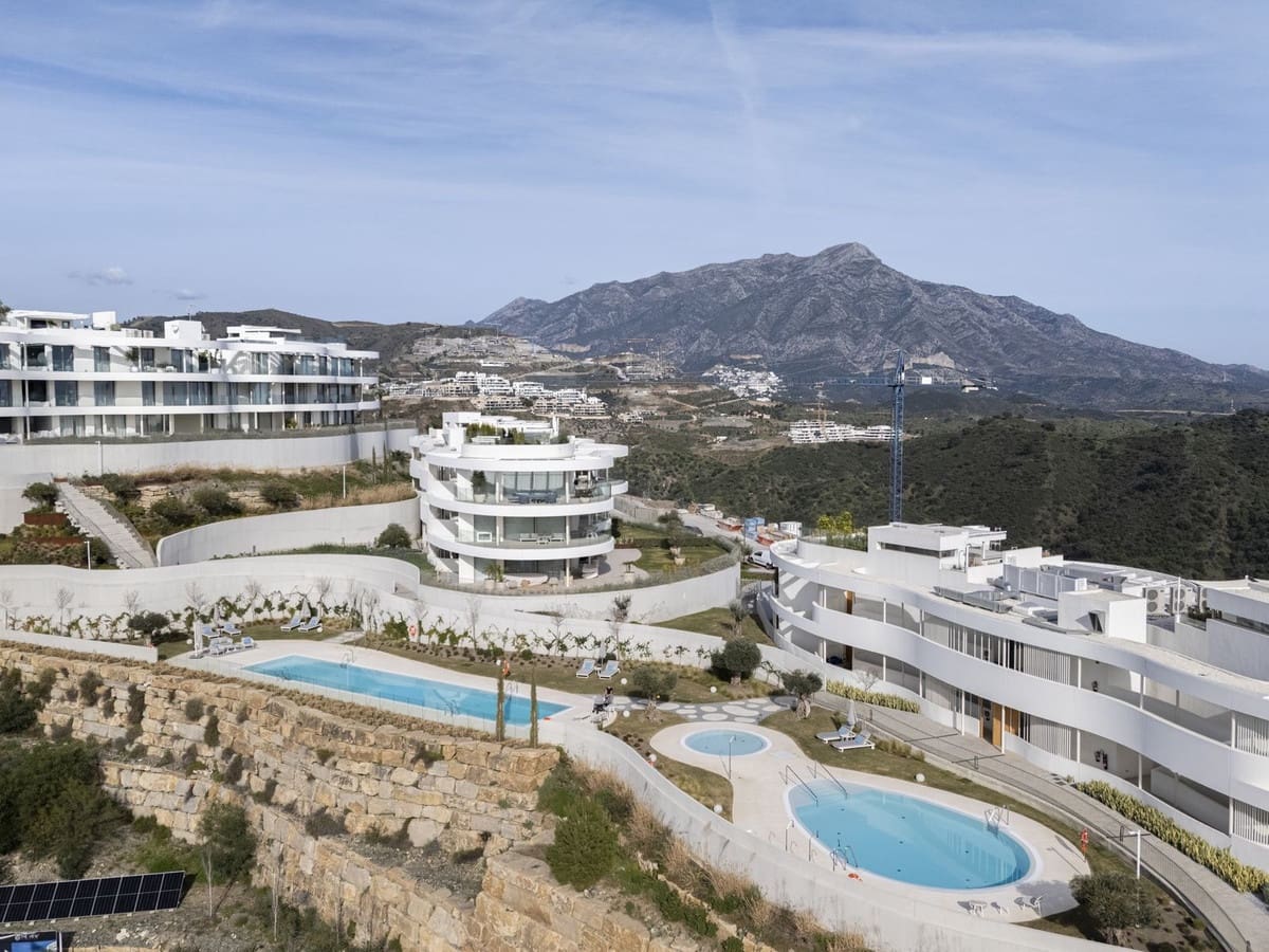 3 Zimmer Apartment zu verkaufen in Benahavis mit Pool - 1.595.000 € (Ref: 9509617)