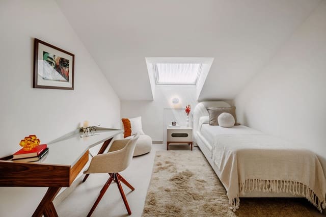 5 soveværelse Penthouse til salg i Nueva Andalucia, Marbella med swimmingpool - € 1.995.000 (Ref: 9509623)