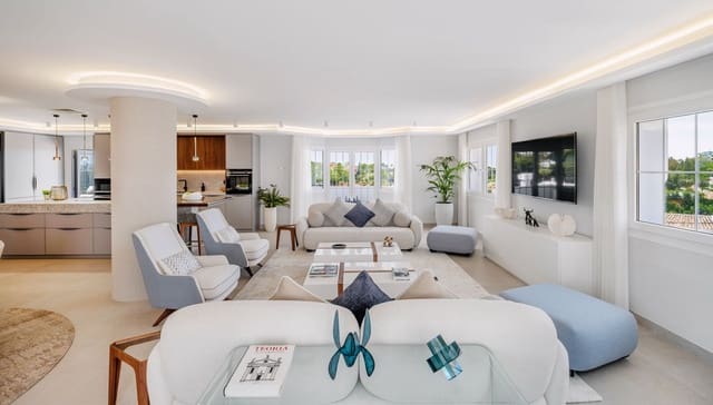 5 quarto Penthouse para venda em Nueva Andalucia, Marbella com piscina - 1 995 000 € (Ref: 9509623)