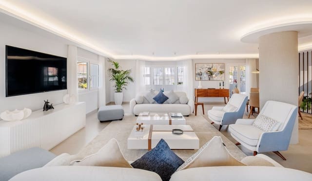 5 quarto Penthouse para venda em Nueva Andalucia, Marbella com piscina - 1 995 000 € (Ref: 9509623)