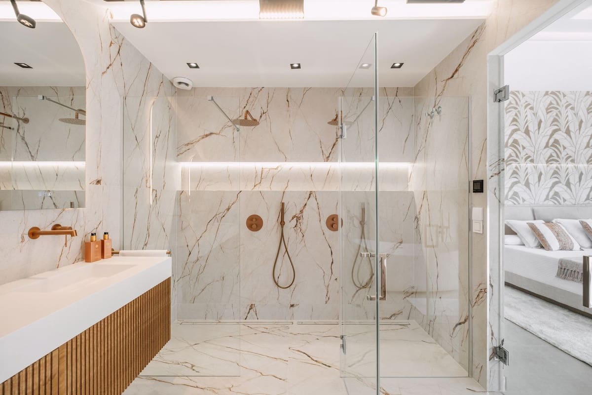 5 chambre Penthouse à vendre à Nueva Andalucia avec piscine - 1 995 000 € (Ref: 9509623)