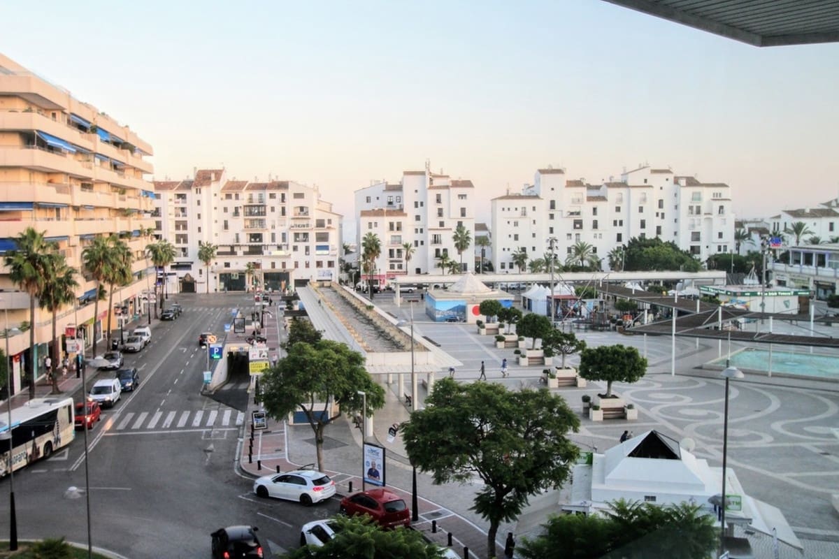 Ufficio in vendita in Puerto Banus con garage - 420.000 € (Rif: 9509625)