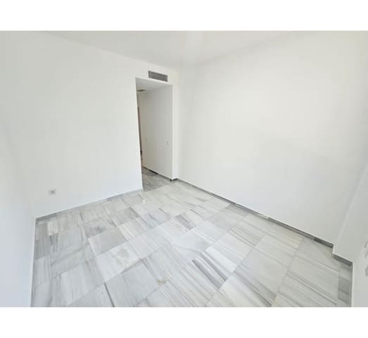 4 soveværelse Lejlighed til salg i Marbella med swimmingpool garage - € 995.000 (Ref: 9509627)