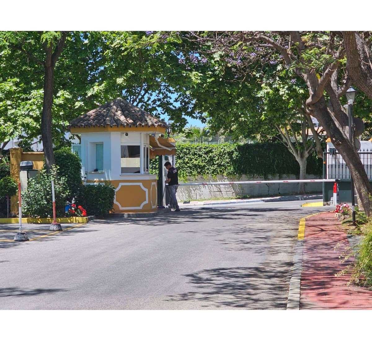 4 sovrum Lägenhet till salu i Marbella med pool garage - 995 000 € (Ref: 9509627)