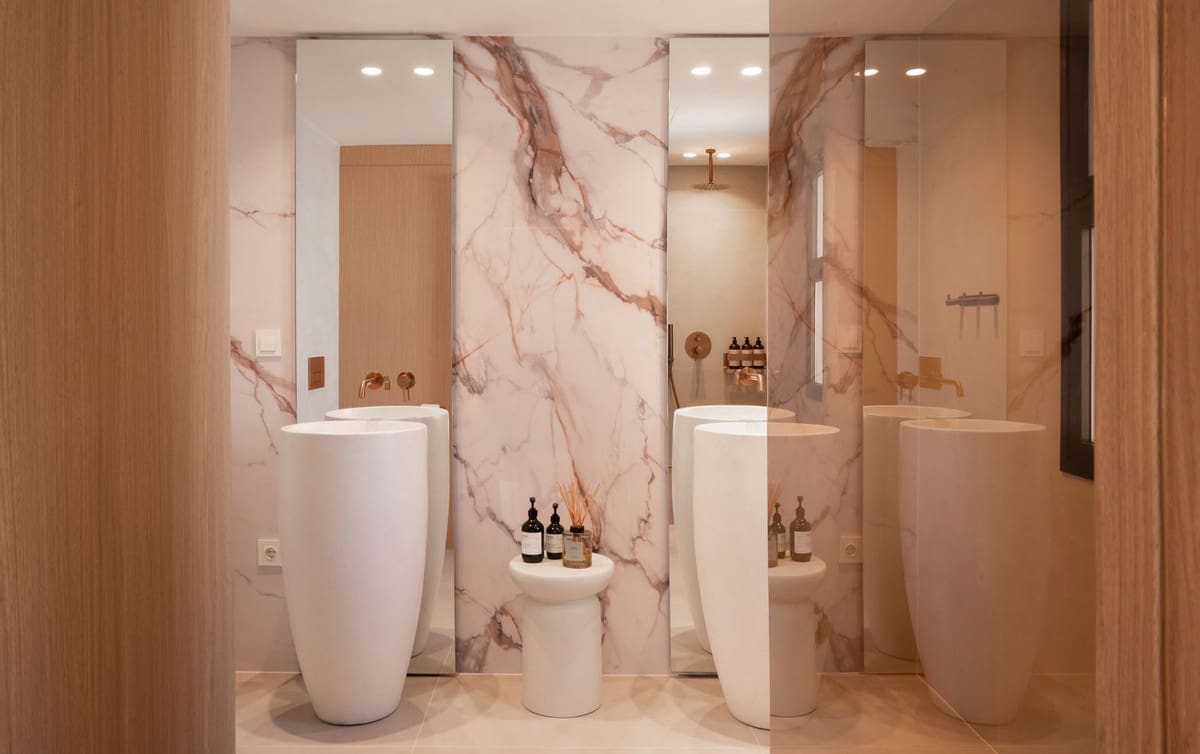 Casa de 4 habitaciones en San Pedro de Alcantara en venta con piscina garaje - 1.595.000 € (Ref: 9509628)