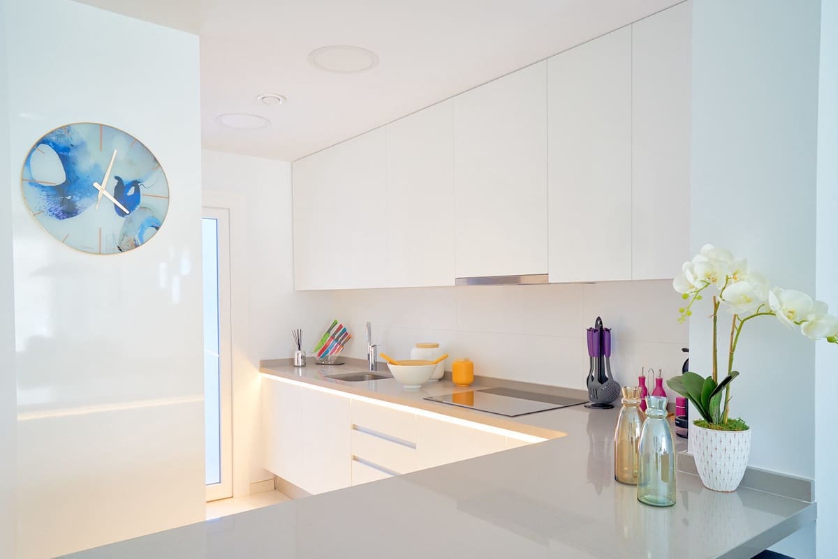 2 soverom Leilighet til salgs i Estepona med svømmebasseng garasje - € 540 000 (Ref: 9509629)