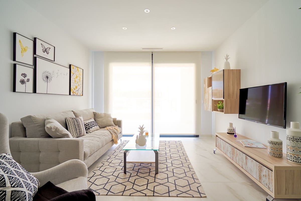 2 soverom Leilighet til salgs i Estepona med svømmebasseng garasje - € 540 000 (Ref: 9509629)