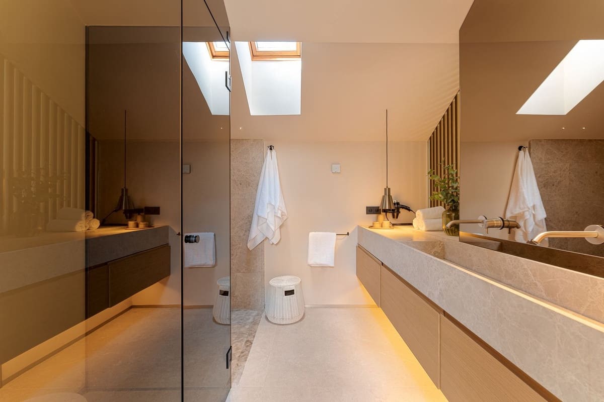 3 chambre Penthouse à vendre à Marbella avec piscine garage - 2 250 000 € (Ref: 9509635)