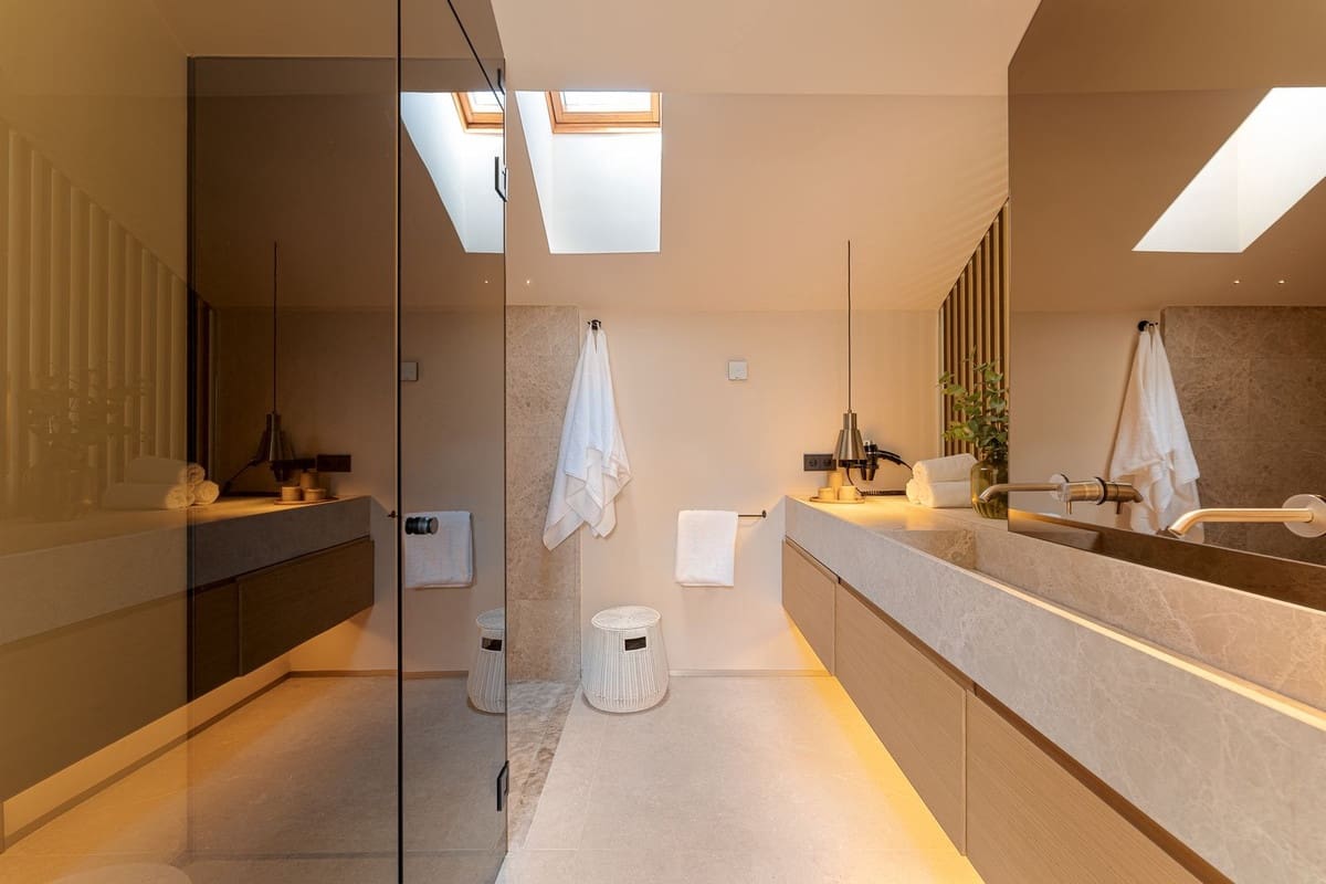 3 quarto Penthouse para venda em Marbella com piscina garagem - 2 250 000 € (Ref: 9509635)