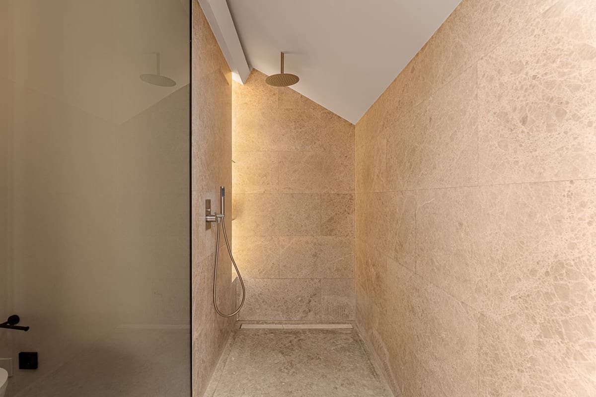 3 quarto Penthouse para venda em Marbella com piscina garagem - 2 250 000 € (Ref: 9509635)