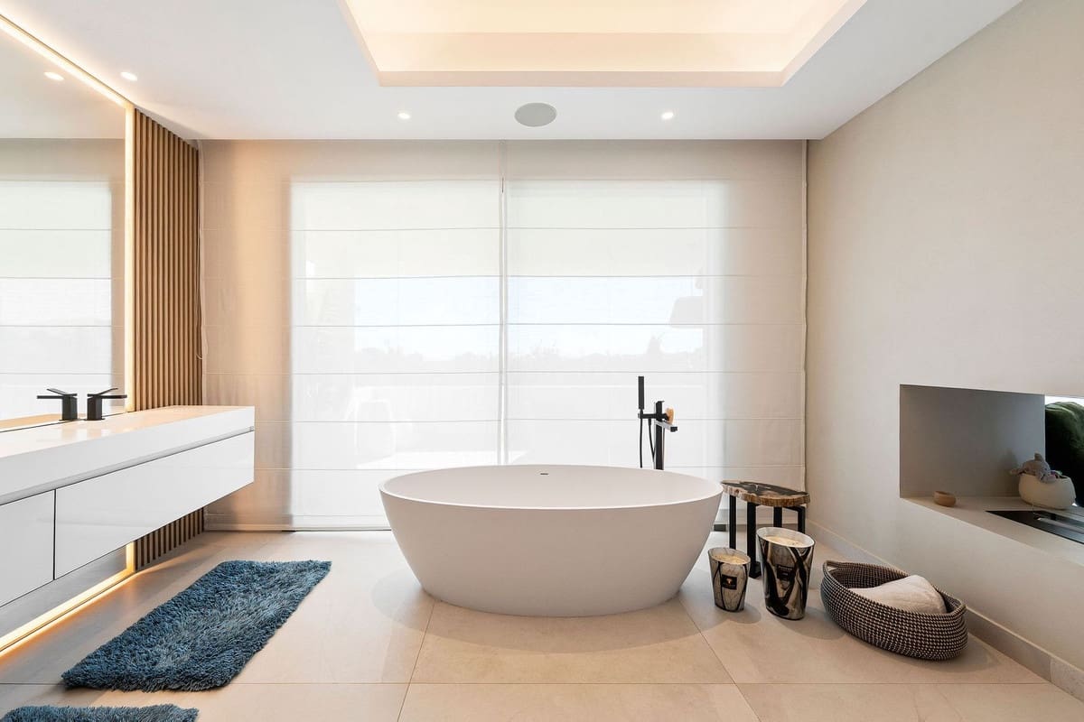 4 bedroom Semi-detached Villa for sale in Nueva Andalucia with pool garage - € 4,650,000 (Ref: 9509654)