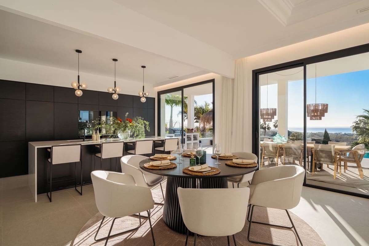 6 bedroom Villa for sale in Los Flamingos with pool garage - € 6,995,000 (Ref: 9509659)