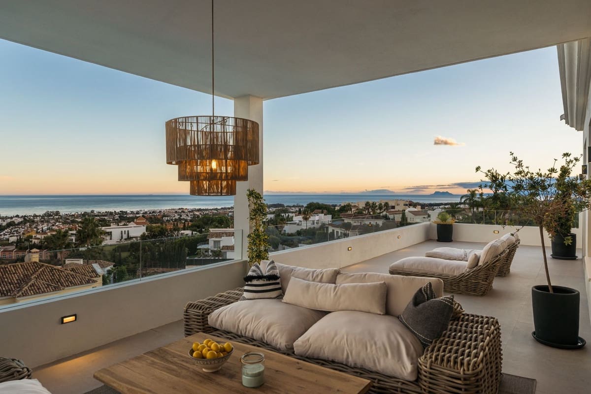 6 bedroom Villa for sale in Los Flamingos with pool garage - € 6,995,000 (Ref: 9509659)