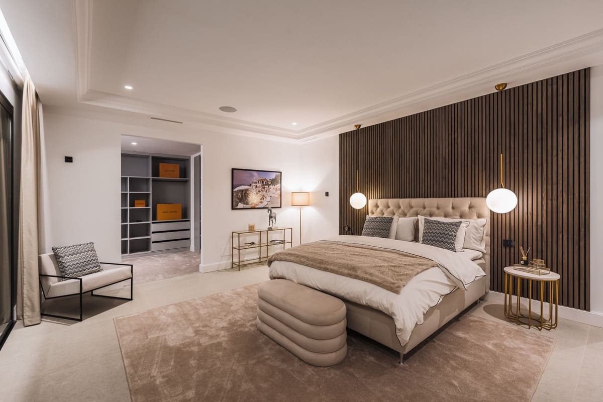 6 bedroom Villa for sale in Los Flamingos with pool garage - € 6,995,000 (Ref: 9509659)