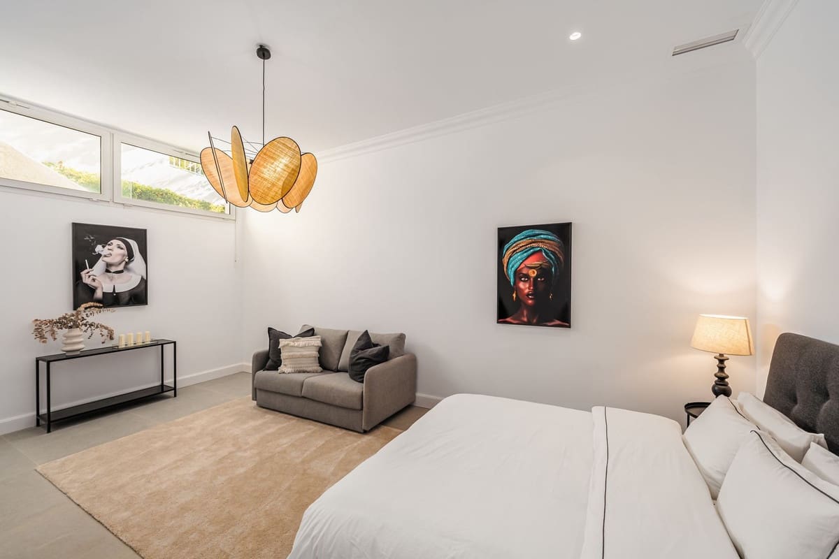 6 bedroom Villa for sale in Los Flamingos with pool garage - € 6,995,000 (Ref: 9509659)