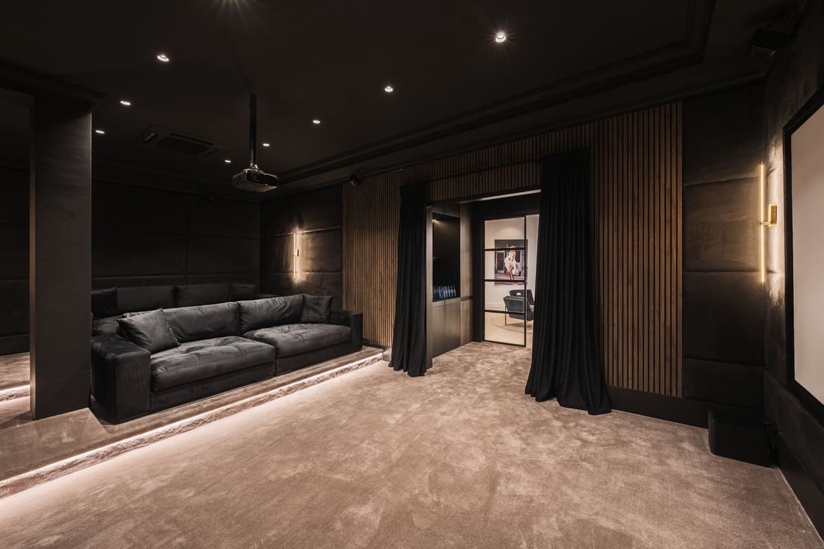 6 bedroom Villa for sale in Los Flamingos with pool garage - € 6,995,000 (Ref: 9509659)