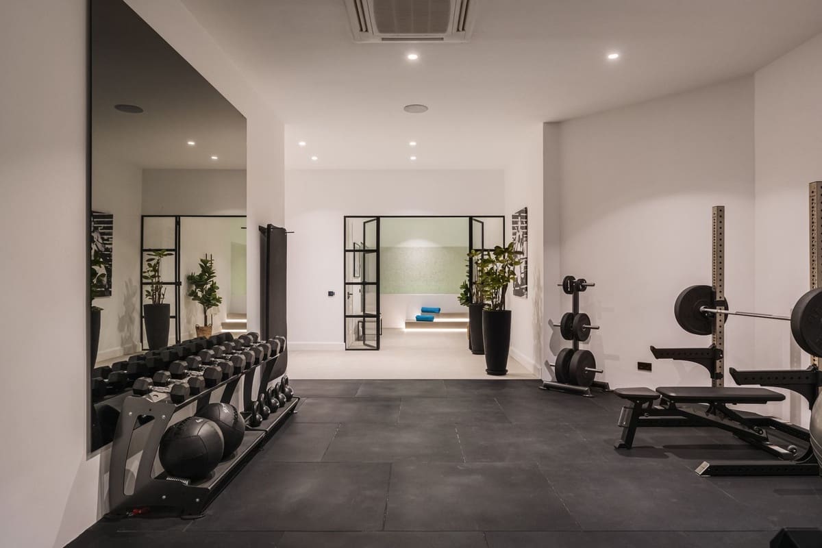 6 bedroom Villa for sale in Los Flamingos with pool garage - € 6,995,000 (Ref: 9509659)