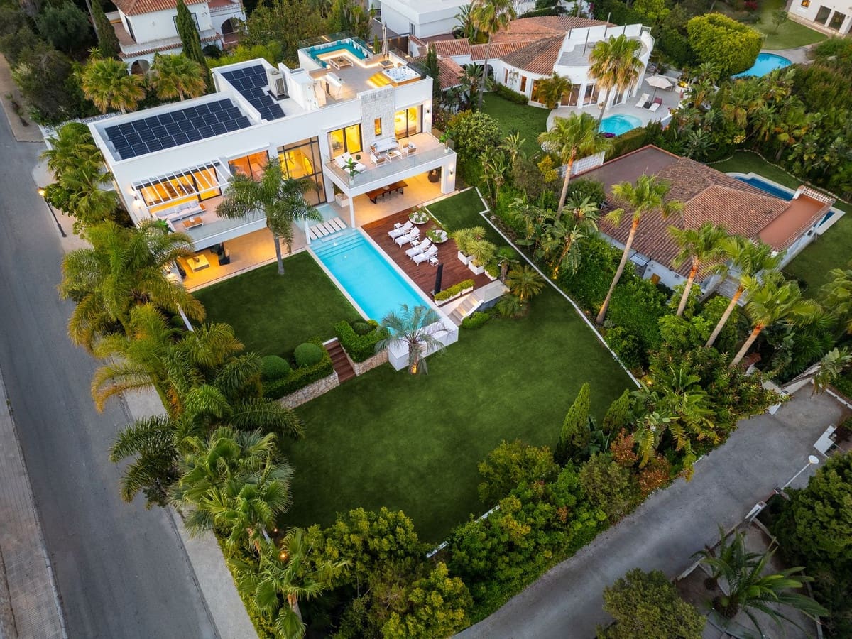 4 sypialnia Willa na sprzedaż w Marbesa z basenem garażem - 4 950 000 € (Ref: 9509661)