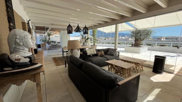 4 soverom Penthouse til salgs i Puerto Banus, Marbella med svømmebasseng garasje - € 4 500 000 (Ref: 9509662)