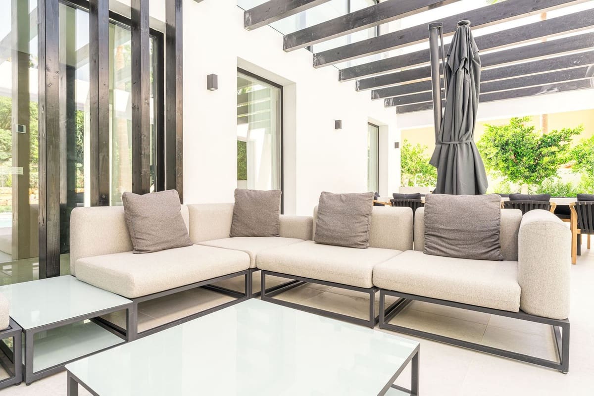 Chalet de 4 habitaciones en Marbella en venta con piscina garaje - 3.395.000 € (Ref: 9509675)