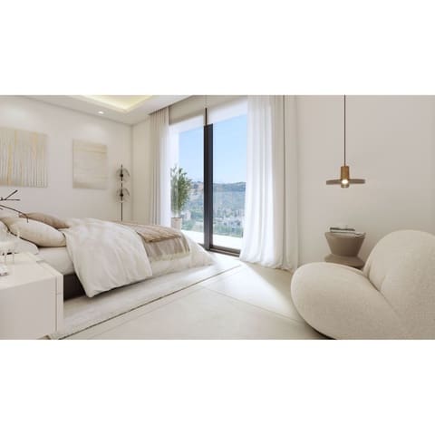 4 chambre Villa/Maison Semi-Mitoyenne à vendre à Estepona avec piscine garage - 730 000 € (Ref: 9518029)