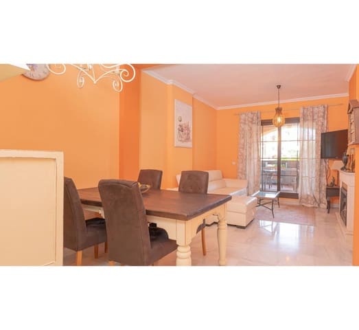 2 slaapkamer Appartement te koop in Estepona met zwembad garage - € 415.000 (Ref: 9536530)