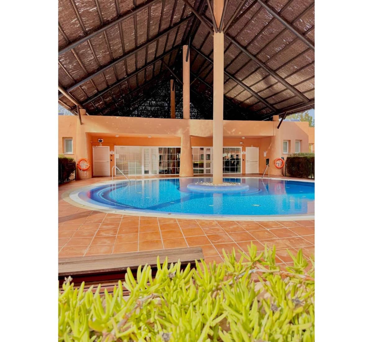 2 chambre Appartement à vendre à Estepona avec piscine garage - 415 000 € (Ref: 9536530)