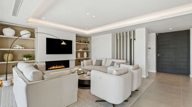 5 bedroom Villa for sale in Nueva Andalucia, Marbella with pool garage - € 4,695,000 (Ref: 9542120)